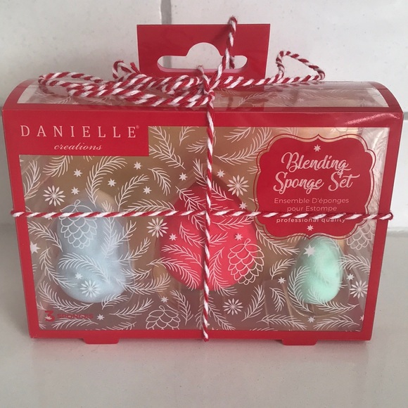 Danielle Creations Makeup New Blending Sponge Set Non Latex Poshmark